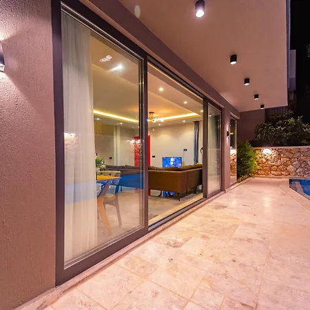 Villa Simurg וילה